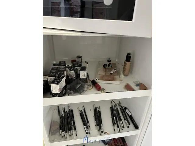 Verrijdbare display sans soucis compleet met inhoud - afbeelding 5 van  8