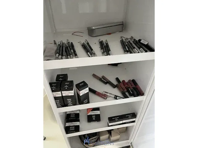 Verrijdbare display sans soucis compleet met inhoud - afbeelding 7 van  8