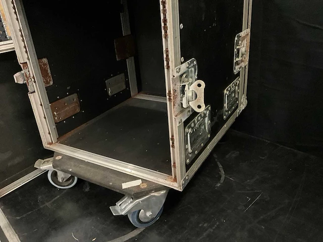 Verrijdbare flightcase - afbeelding 3 van  4