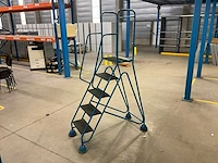 Verrijdbare fort jason magazijntrap - afbeelding 1 van  7