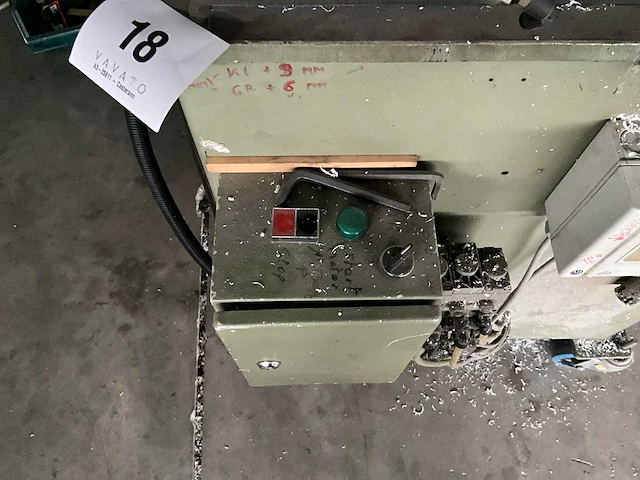 Verrijdbare freesmachine soenen hendrik - afbeelding 3 van  9