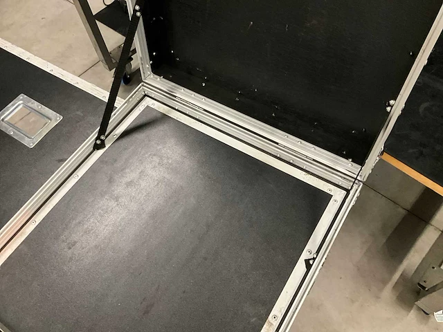 Verrijdbare gereedschapskoffer - afbeelding 8 van  9