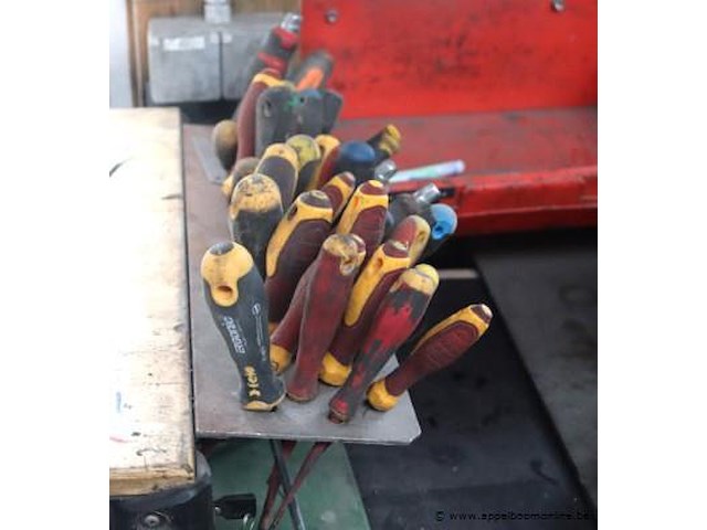 Verrijdbare gereedschapswagen met inhoud - afbeelding 7 van  7