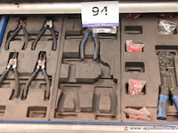 Verrijdbare gereedschapswagen scheppach met inhoud - afbeelding 3 van  5