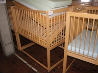Verrijdbare houten hoogslapers afm 125x66x135cm (gedemonteerd) - afbeelding 1 van  2