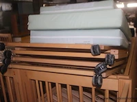 Verrijdbare houten hoogslapers afm 125x66x135cm (gedemonteerd) - afbeelding 2 van  2