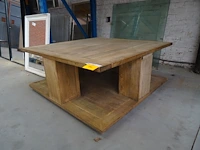 Verrijdbare houten salontafel - afbeelding 2 van  3