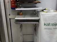 Verrijdbare inox houder - afbeelding 1 van  1