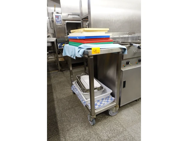 Verrijdbare inox kar + inhoud - afbeelding 2 van  5
