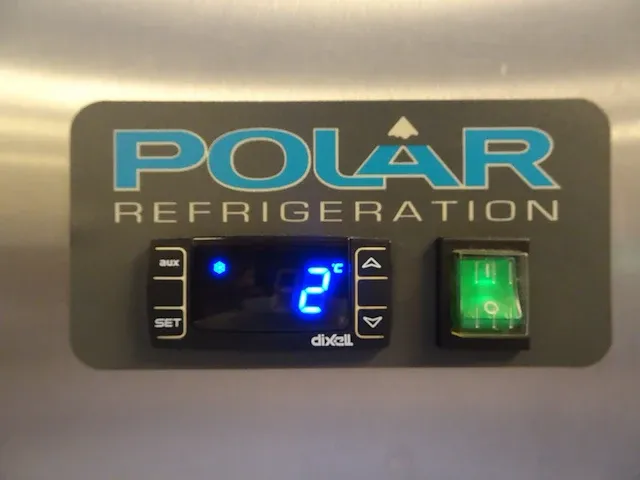 Verrijdbare inox koelkast polar - afbeelding 2 van  5