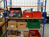 Verrijdbare kar + inhoud - afbeelding 3 van  10