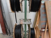 Verrijdbare kar met raamrubbers - afbeelding 1 van  3