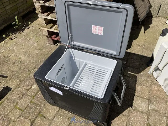 Verrijdbare koelbox - afbeelding 2 van  3