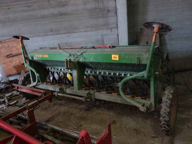Verrijdbare landbouw zaaimachine amazon - afbeelding 1 van  4