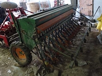 Verrijdbare landbouw zaaimachine amazon - afbeelding 3 van  4