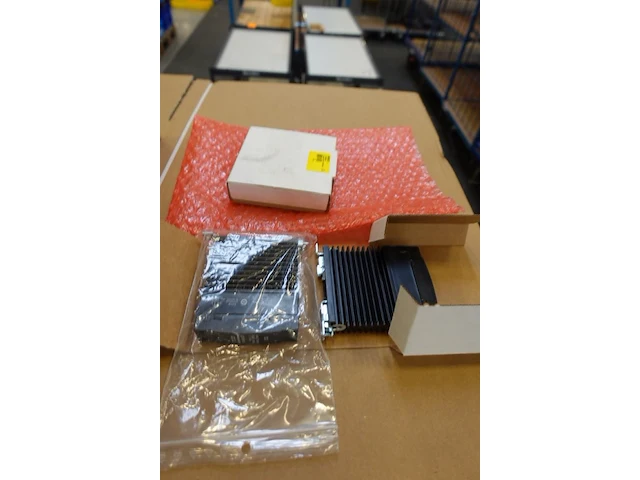 Verrijdbare magazijnkar + inhoud verpakkingsmaterialen - afbeelding 7 van  8