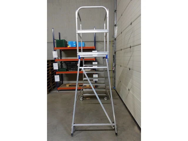 Verrijdbare magazijntrap zarges - afbeelding 2 van  4