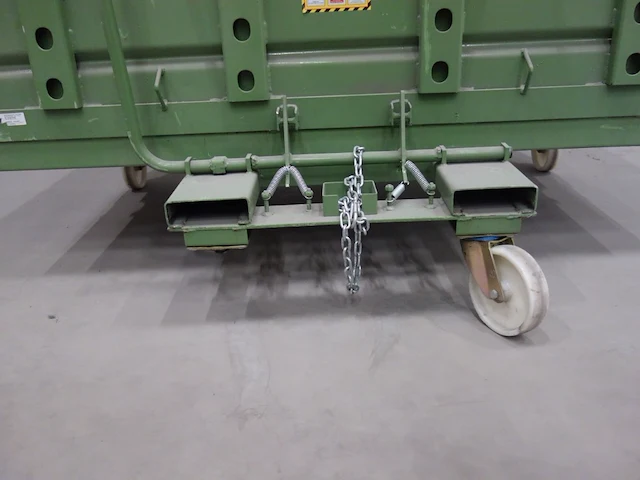 Verrijdbare metalen kipcontainer sall - afbeelding 4 van  5