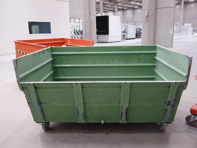 Verrijdbare metalen kipcontainer sall - afbeelding 1 van  5