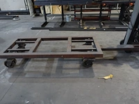 Verrijdbare metalen transportkar - afbeelding 1 van  1