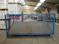 Verrijdbare metalen transportkar - afbeelding 1 van  3
