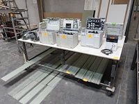 Verrijdbare metalen werktafel - afbeelding 2 van  2