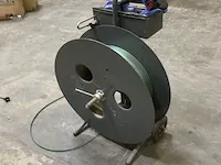 Verrijdbare omsnoeringsbandhaspel met omsnoeringsmachine - afbeelding 1 van  4
