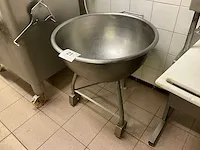 Verrijdbare rvs bolmengbak
