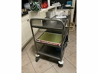 Verrijdbare rvs opdienkar - afbeelding 2 van  4