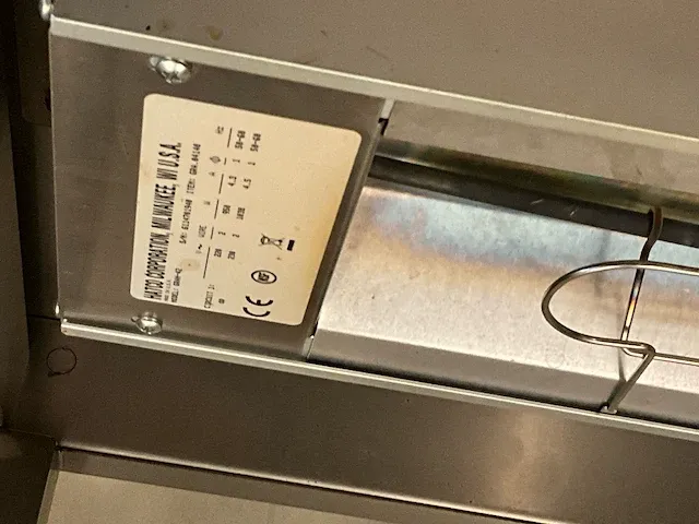 Verrijdbare rvs werktafel met chefrek met warmhoudlamp - afbeelding 4 van  4