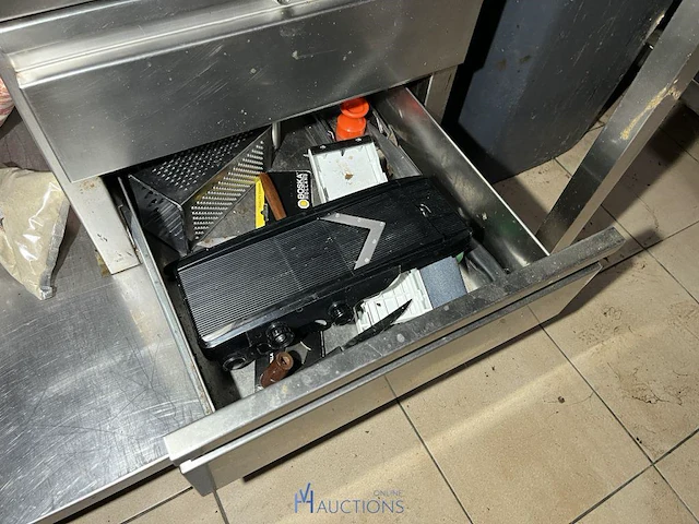 Verrijdbare rvs werktafel - afbeelding 4 van  5