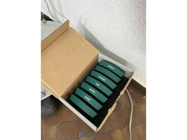 Verrijdbare schoonheidslamp qlight70 - afbeelding 7 van  8
