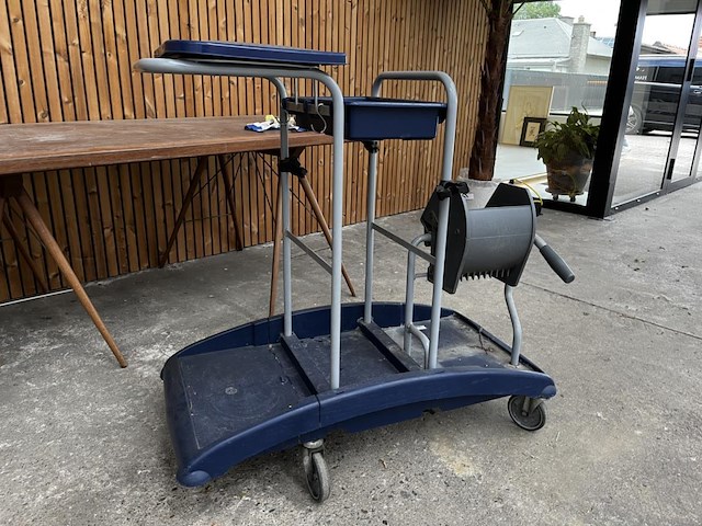 Verrijdbare schoonmaakkar - afbeelding 2 van  5