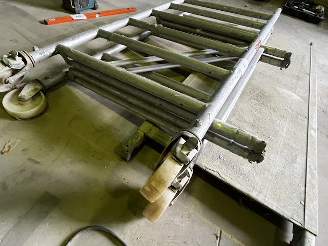 Verrijdbare stelling layher - afbeelding 5 van  5