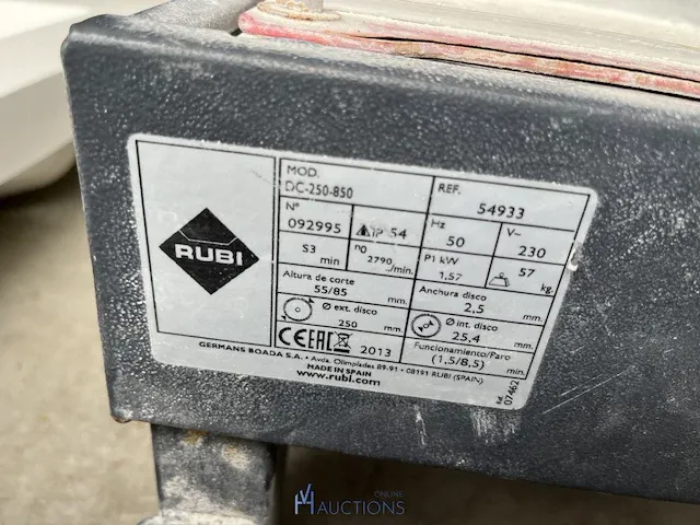 Verrijdbare tafelsteenzaag rubi - afbeelding 3 van  6
