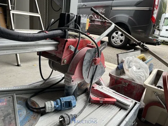 Verrijdbare tafelsteenzaag rubi - afbeelding 4 van  6