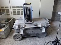 Verrijdbare werkkoffer stanley + inhoud - afbeelding 1 van  6