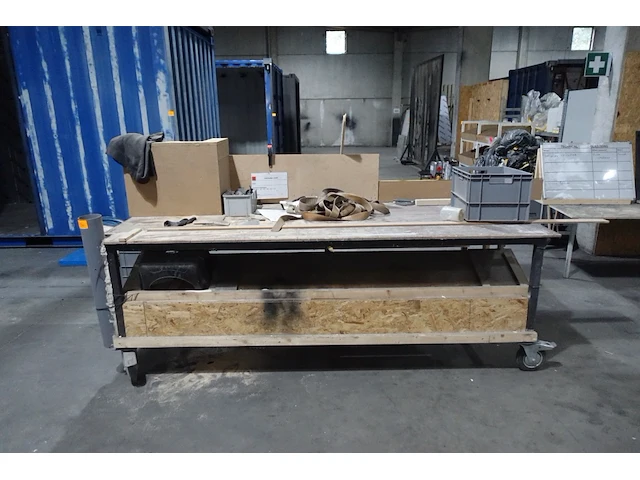 Verrijdbare werktafel - afbeelding 1 van  3