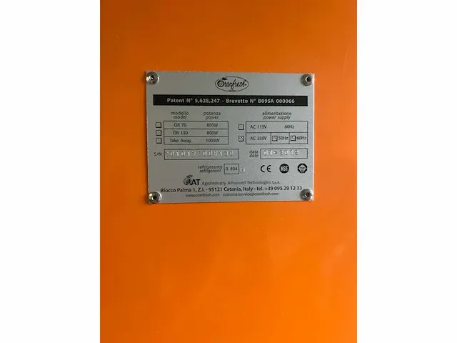 Vers fruitsapautomaat oranfresh compleet met extra pers - afbeelding 8 van  10