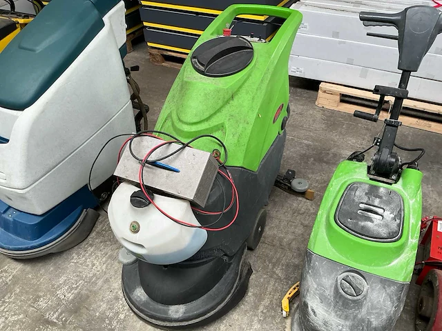 Verschillende schrobmachines onderdelen - afbeelding 4 van  9