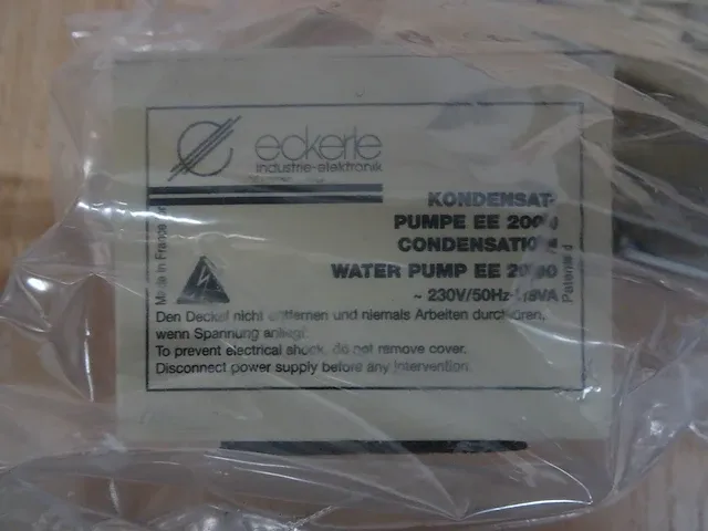 Verschillende soorten condenspompjes + ingangsadapters - afbeelding 3 van  6