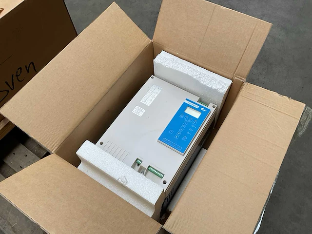 Versi start i iii vsi iii 525-220 c1 soft starter - afbeelding 1 van  7