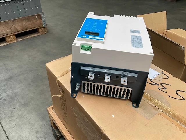 Versi start i iii vsi iii 525-220 c1 soft starter - afbeelding 6 van  7