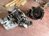 Versnellingsbak - part (2x) - afbeelding 1 van  4