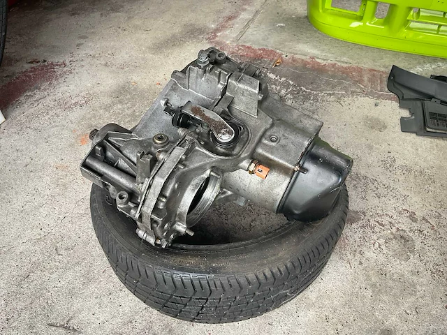 Versnellingsbak clio 1 - afbeelding 1 van  6
