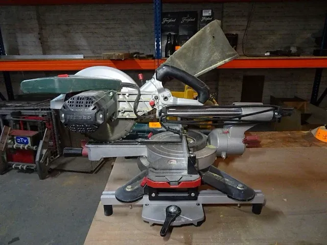Verstek/afkortzaag metabo - afbeelding 3 van  5