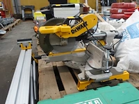Verstekzaag dewalt - afbeelding 2 van  4