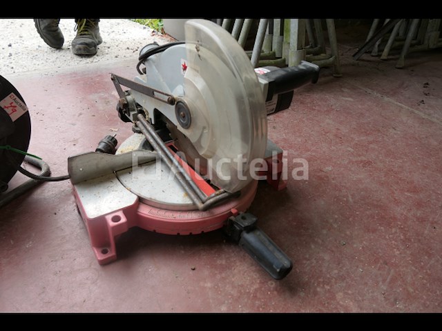 Verstekzaag en elektrische haspel - afbeelding 5 van  7