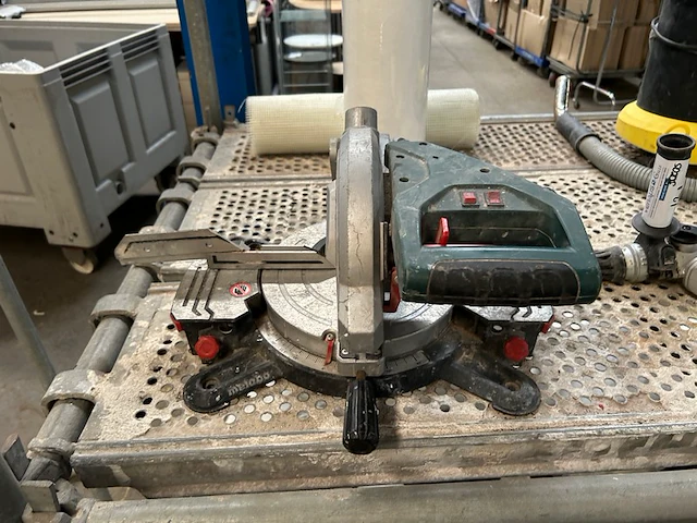 Verstekzaag metabo - afbeelding 1 van  5