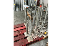 Verstelbare metalen poten voor steigerstelling (58x) - afbeelding 2 van  7